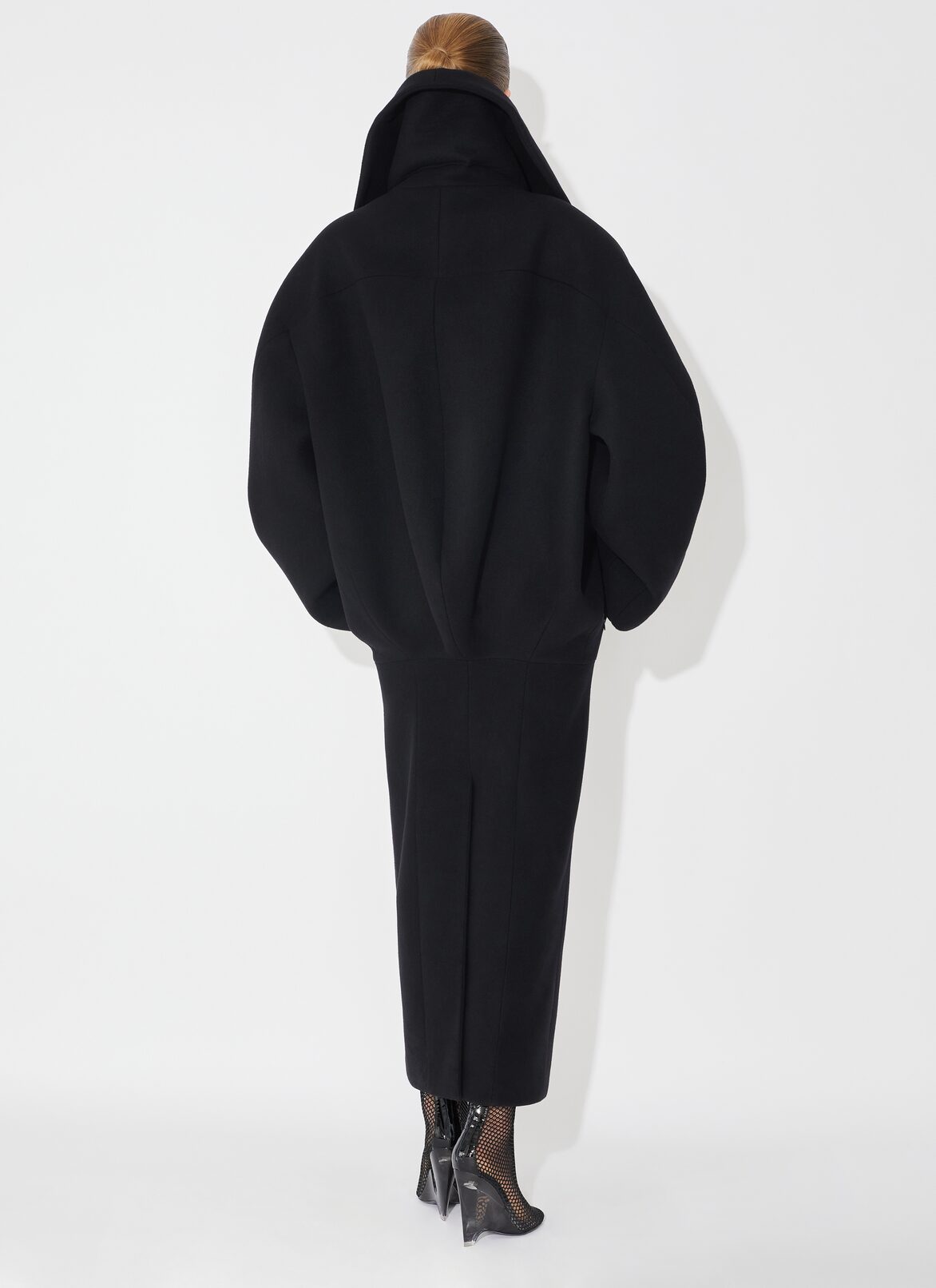 CAPPOTTO AVVOLGENTE IN LANA ALAÏA CAPPOTTO AVVOLGENTE IN LANA NERO